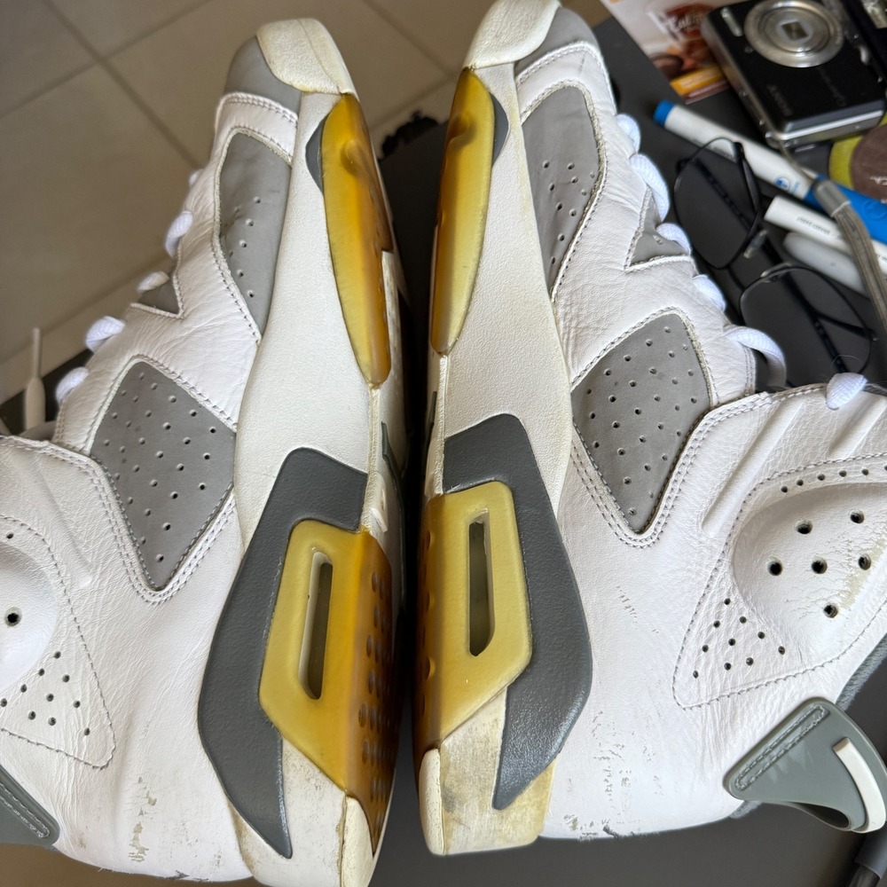 Jordan Air Jordan 6 Retro Mens 10.5 White Cool Grey CT8529-100 High Top Sneaker - Picture 9 of 10